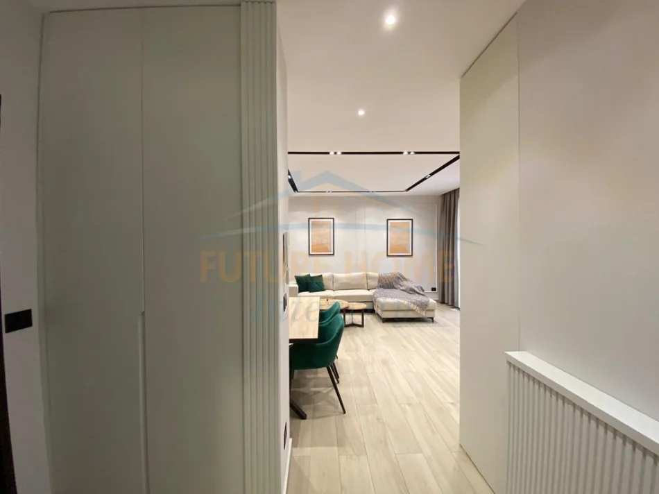 Tirane, jepet me qera apartament 1+1+Aneks+Ballkon Kati 2, 64 m² 840 € (TEG)