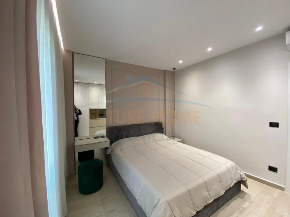 Tirane, jepet me qera apartament 1+1+Aneks+Ballkon Kati 2, 64 m² 840 € (TEG)