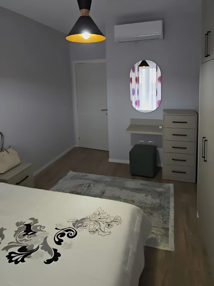 Tirane, jepet me qera apartament 1+1+Ballkon Kati 6, 81 m² 650 € (Rruga Dritan Hoxha, Kompleksi E88)