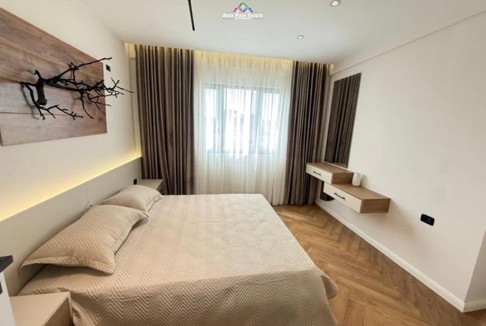 Tirane, shitet apartament 2+1 Kati 7, 101 m² 252.000 € (Prane Karburant Kastratit)