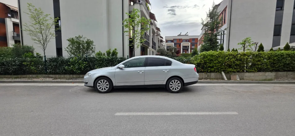Tirane, shes makine wolfswagen Nafte, automatik 6.000 €