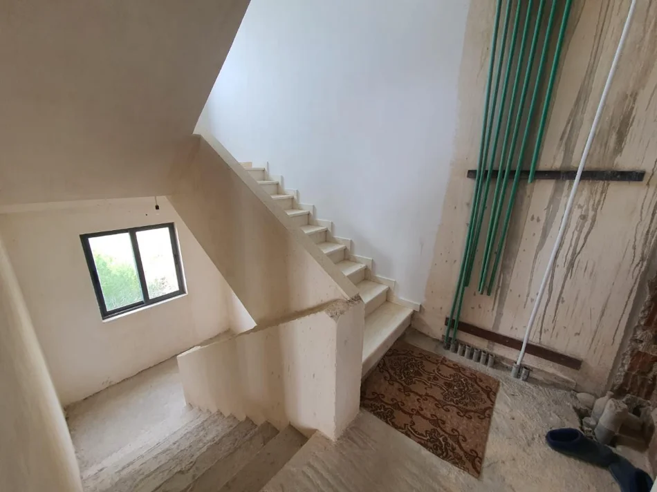 Sarande, shitet Vile 3 Katshe Kati 4, 580 m² (sarande)