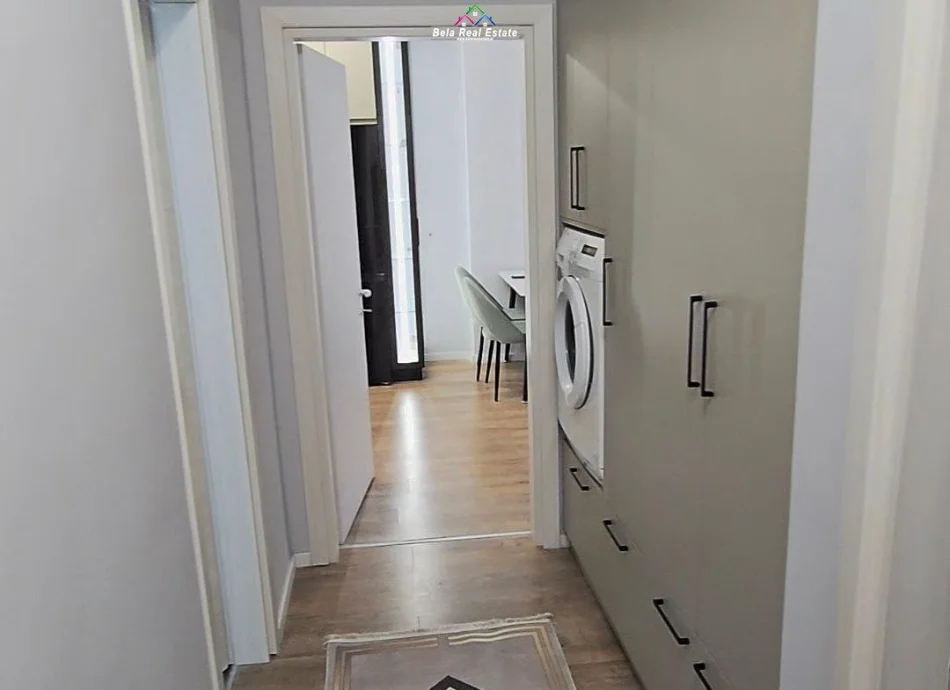 Tirane, jepet me qera apartament 1+1+Ballkon Kati 6, 80 m² 680 € (Kompleksi E-88)