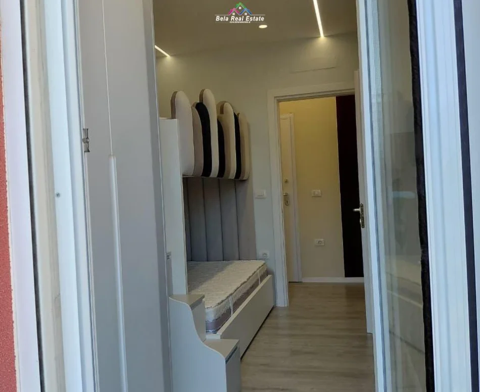 Tirane, jepet me qera apartament 2+1+Ballkon Kati 7, 90 m² 680 € (Kompleksi Darling)