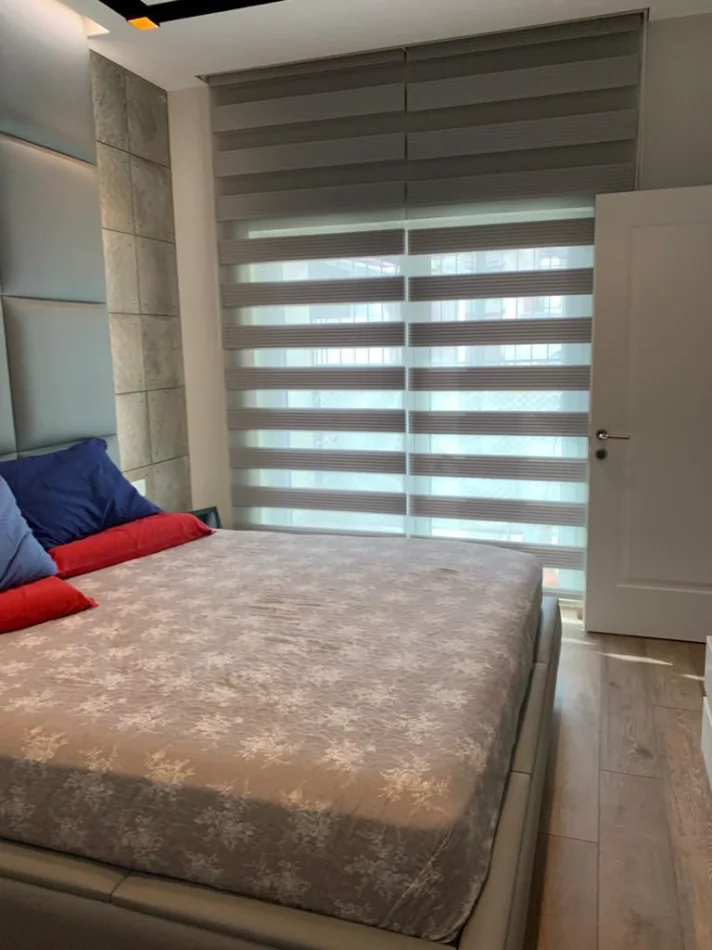 Tirane, shitet Vile 3 Katshe , 390 m² (Prane Ambasades Amerikane)