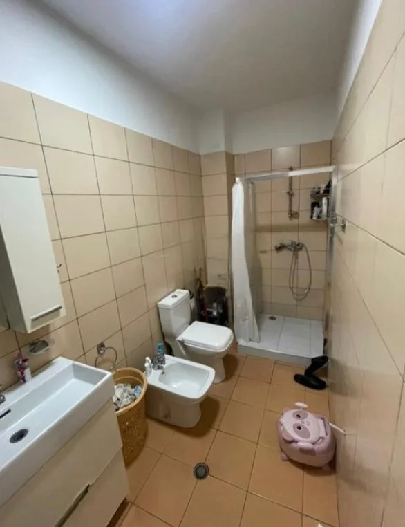 Tirane, shitet apartament 1+1 , 61 m² 120.000 € (pranë Maternitetit të Ri)