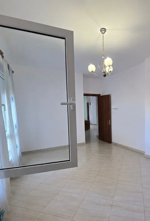 Tirane, shitet apartament 2+1 , 112 m² 270.000 € 