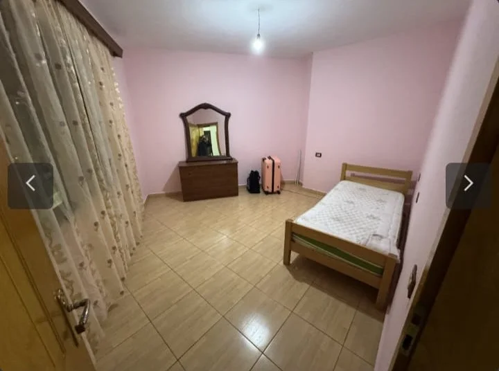 Tirane, jepet me qera Vile 2+1 Kati 2, 125 m² 500 € (Rruga Riza Kodheli)