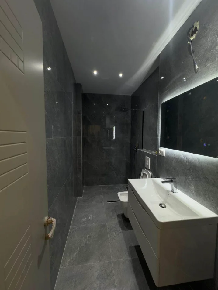 Tirane, shitet apartament 1+1 , 73 m² 112.500 € (Fresk)