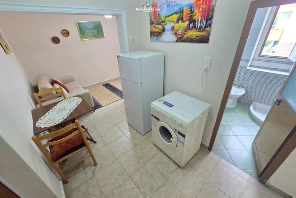 Tirane, jepet me qera apartament 1+1 Kati 2, 42 m² 420 € (Rruga Mihal Grameno)