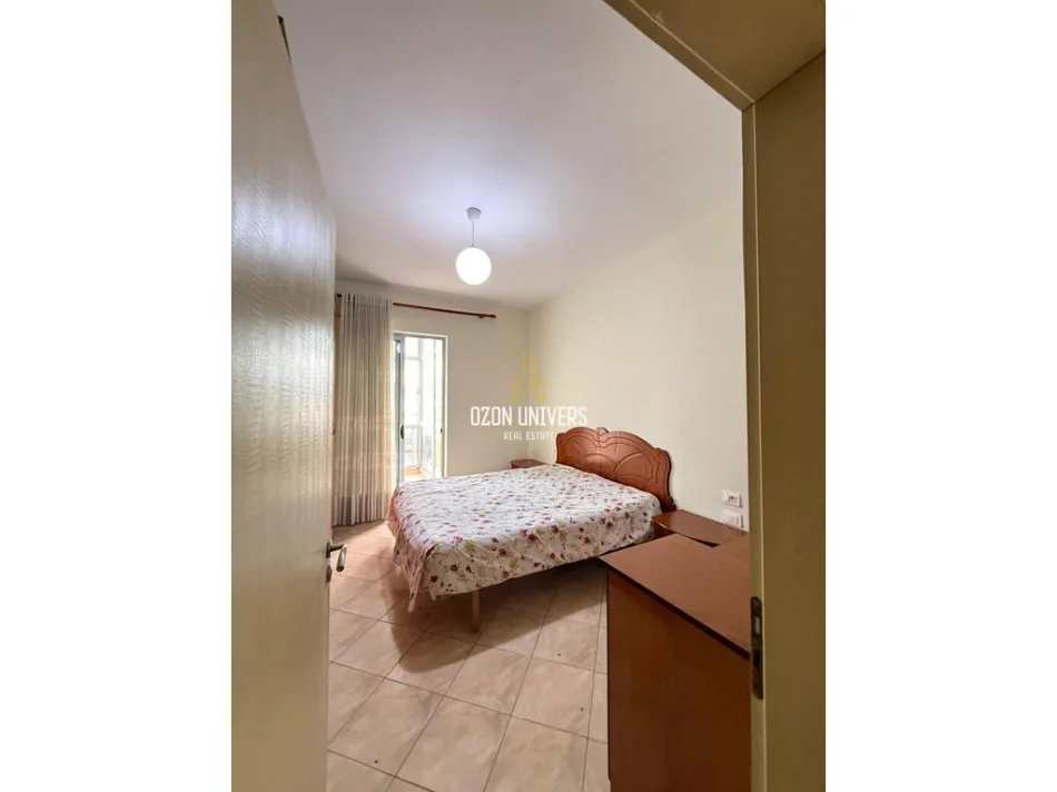 Tirane, shitet apartament 1+1+Ballkon Kati 5, 64 m² 135.000 € (Ali Demi)