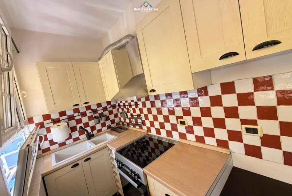 Tirane, shitet apartament 2+1+Ballkon Kati 4, 137 m² 272.000 € (prane Fondacionit Eleonor)
