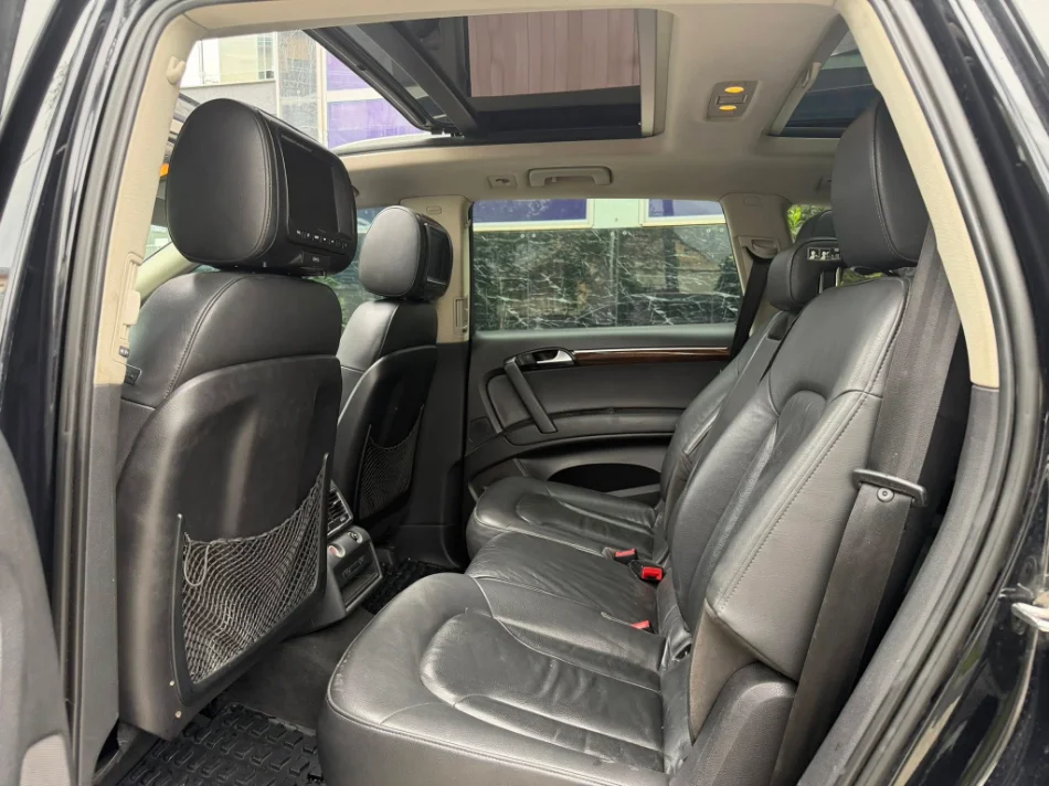 Fier, shes makine AUDI Q7-3.0 DIESEL TDI-PANORAMA-7 VENDSHE-FULL OPTIONS-NDERROHET Nafte, e zeze automatik Klima 285.000 km 9.300 €