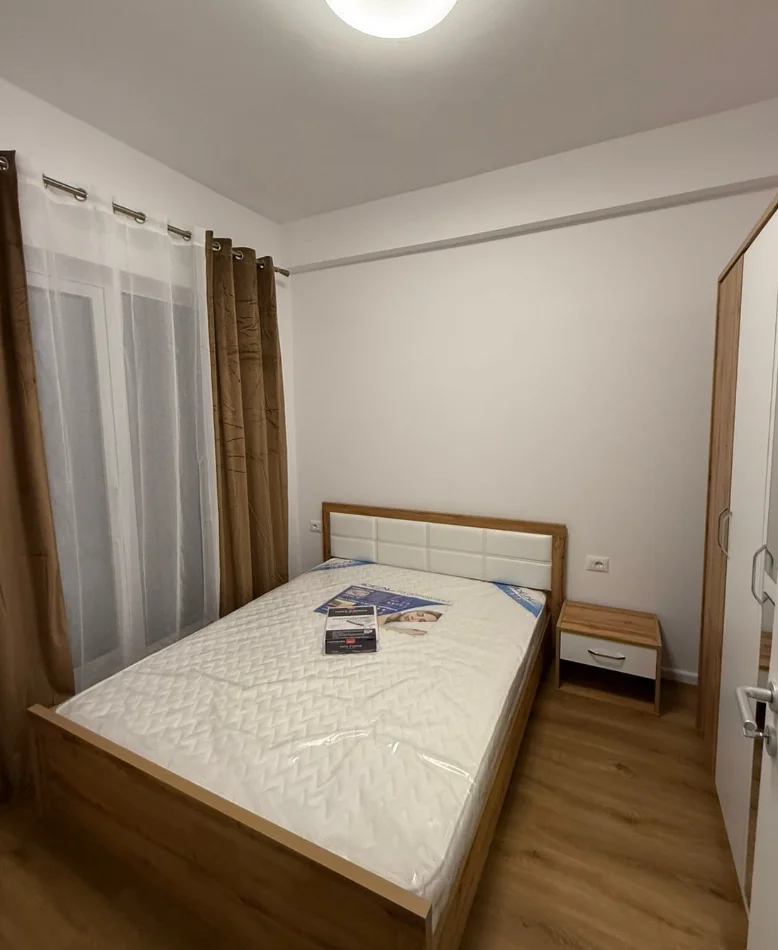 Tirane, jepet me qera apartament 1+1+Ballkon , 50 m² 400 € 