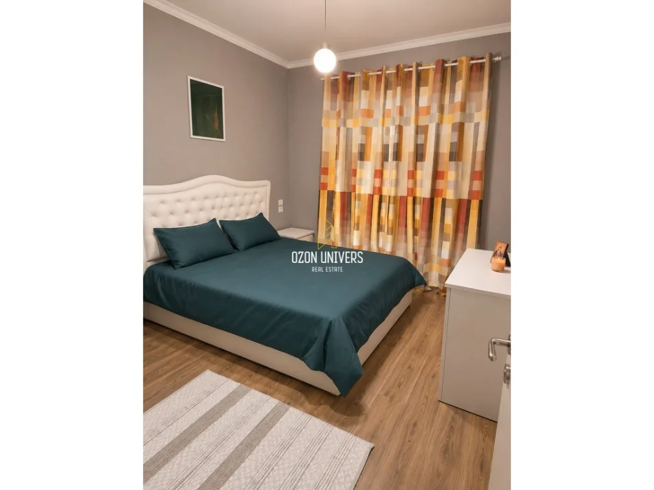 Tirane, jepet me qera apartament 1+1+Ballkon Kati 11, 70 m² 650 € (Komuna e Parisit)