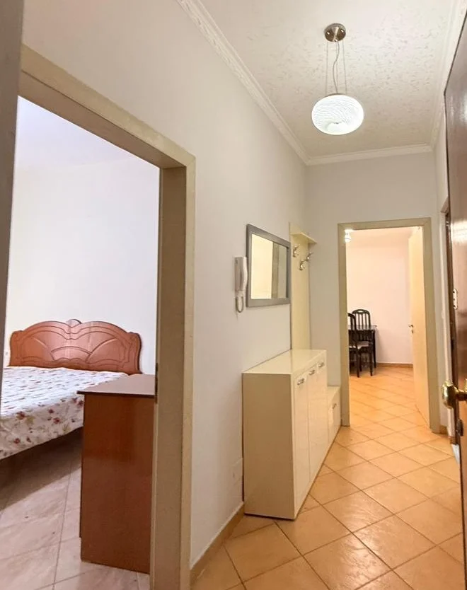 Tirane, shitet apartament 1+1+Ballkon , 64 m² 135.000 € 