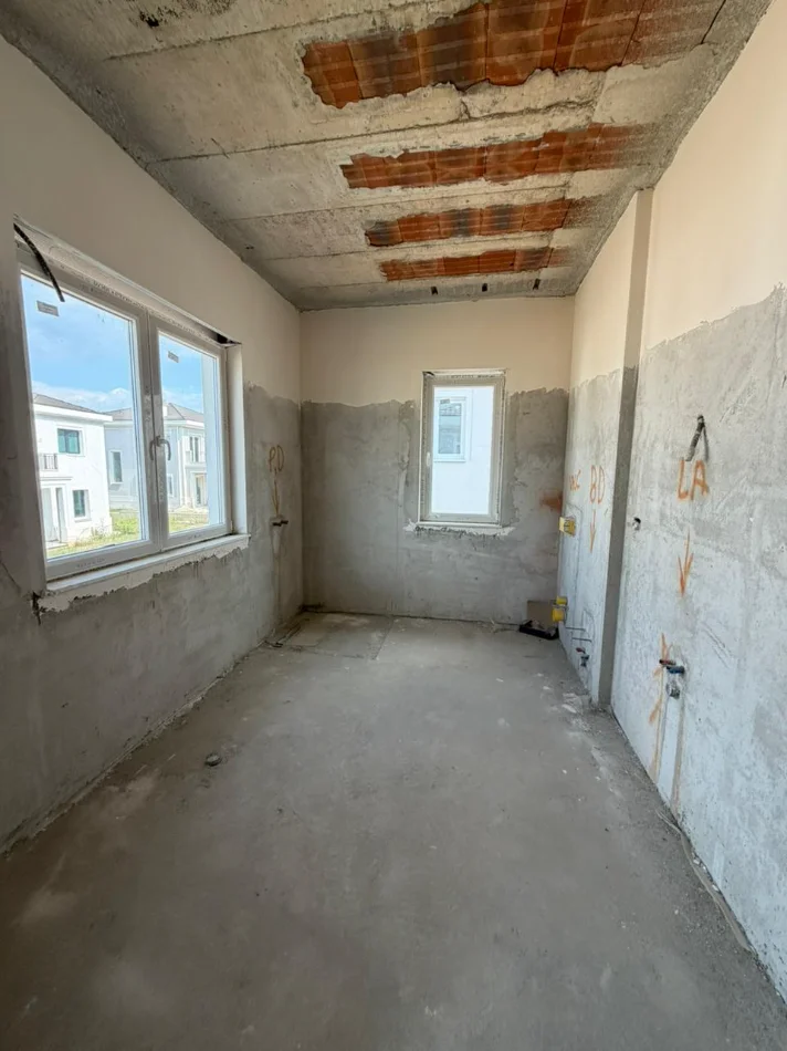 Tirane, shitet Vile Vile 2 Katshe , 516 m² (TEG)