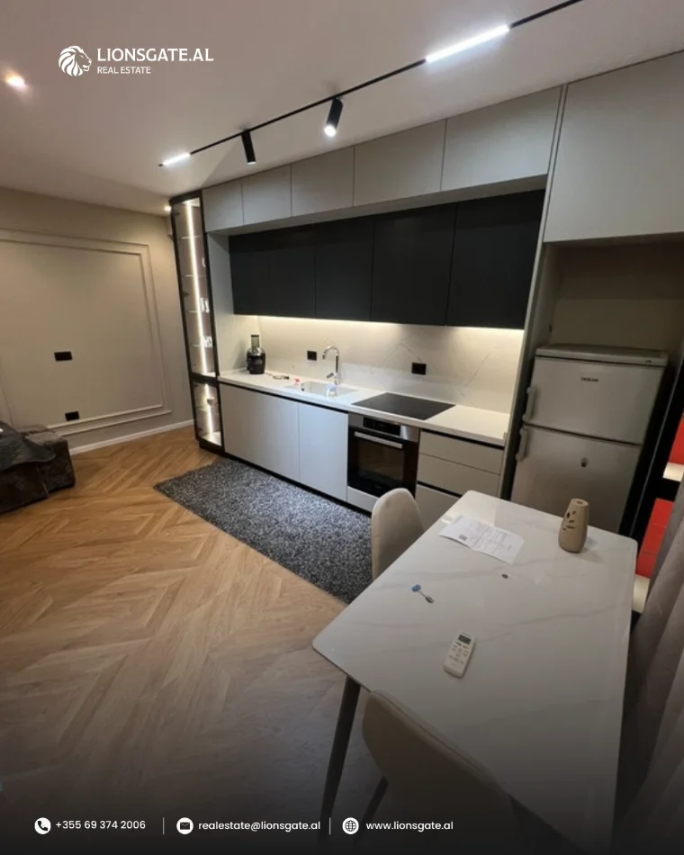 Tirane, jepet me qera apartament 1+1 , 73 m² 650 € 