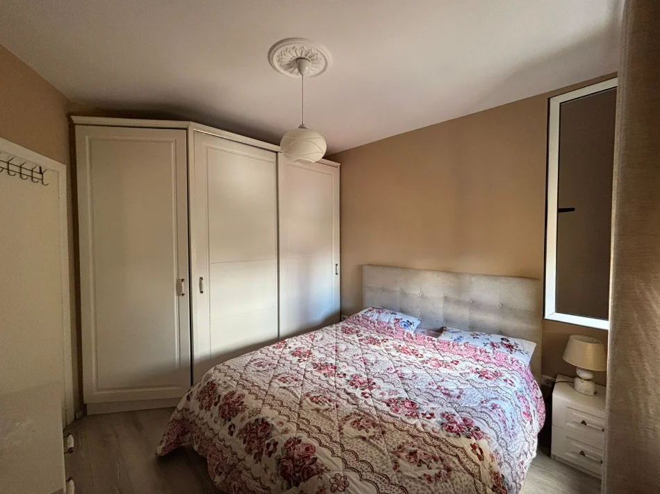 Tirane, jepet me qera apartament 1+1+Ballkon Kati 7, 60 m² 600 € (Myslym Shyri)