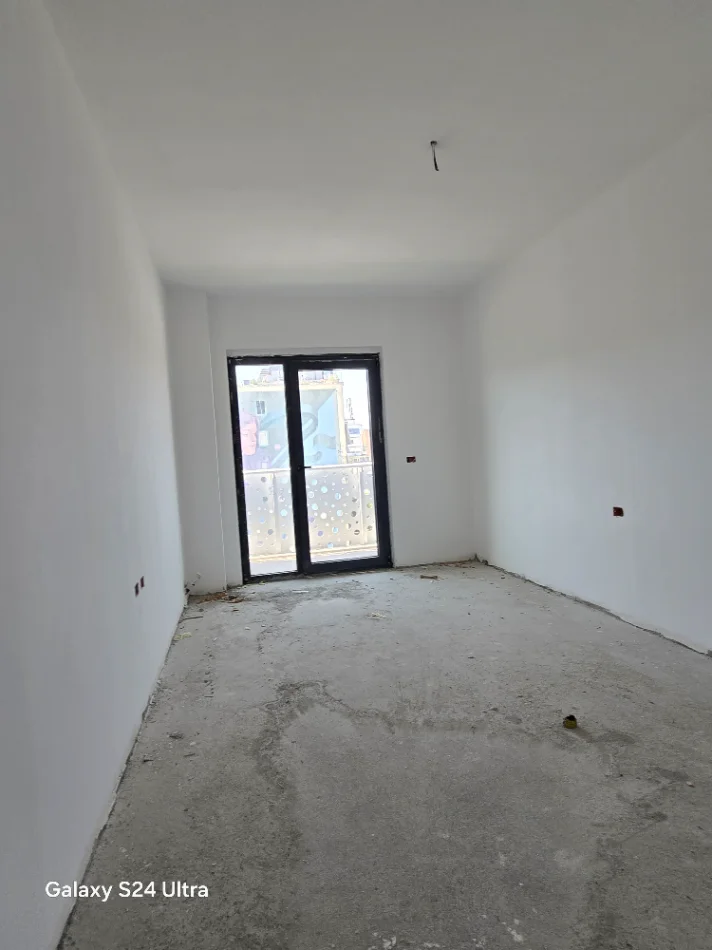 Tirane, shitet apartament 3+1 , 151 m² 350.000 € (Bulevardi Gjergj Fishta)