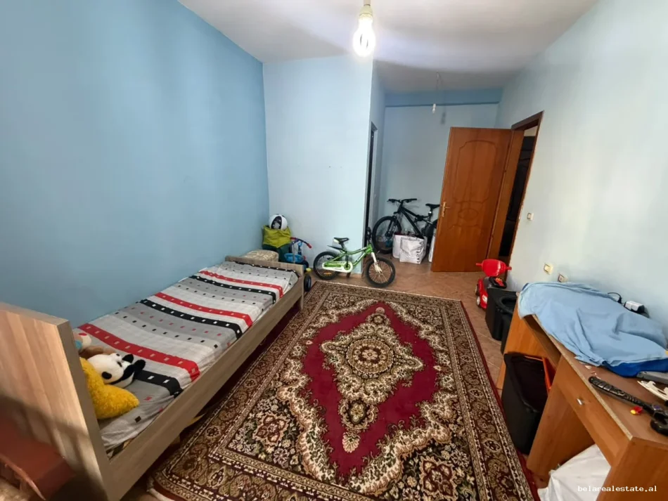 Tirane, shitet apartament 2+1 Kati 2, 89 m² 153.000 € (Rruga Besim Fagu)