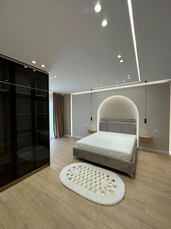 Tirane, shitet apartament 2+1 Kati 3, 109 m² 165.000 € (Astir)