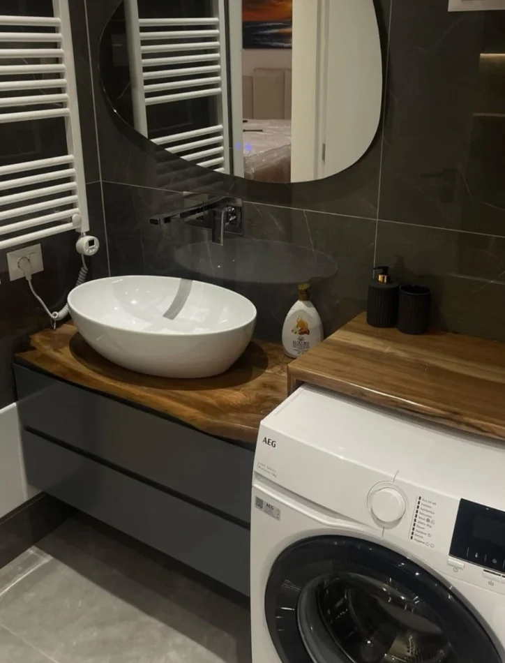 Tirane, jepet me qera apartament 2+1 , 116 m² 1.500 € 