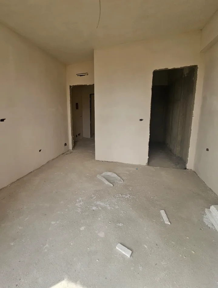 Tirane, shitet apartament 2+1 , 97 m² 116.280 € 