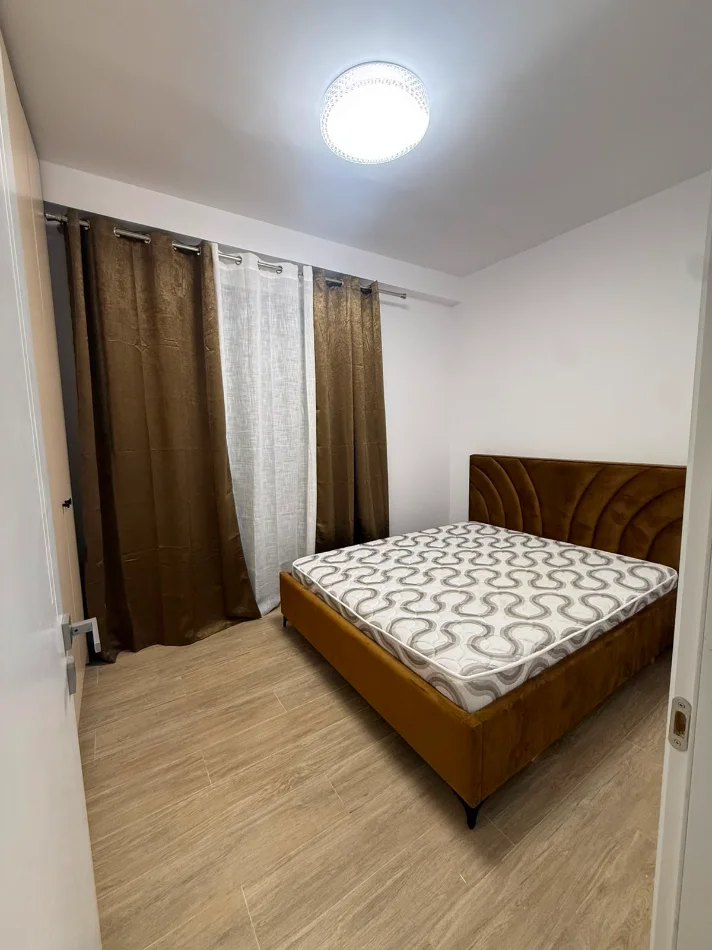 Tirane, jepet me qera apartament 1+1+Ballkon Kati 2, 60 m² 520 € (5 Maji)