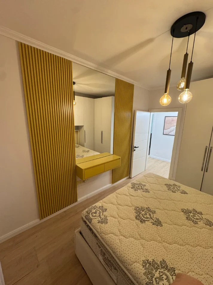 Tirane, jepet me qera apartament 1+1+Ballkon Kati 7, 70 m² 500 € (Astir/Rr.Teodor Keko)