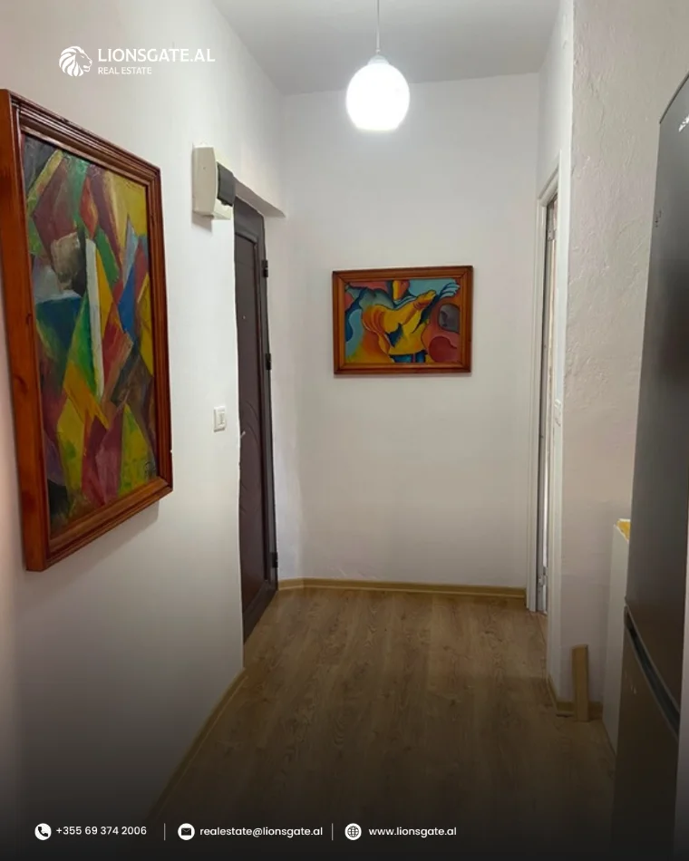 Tirane, jepet me qera apartament 1+1 , 55 m² 650 € 