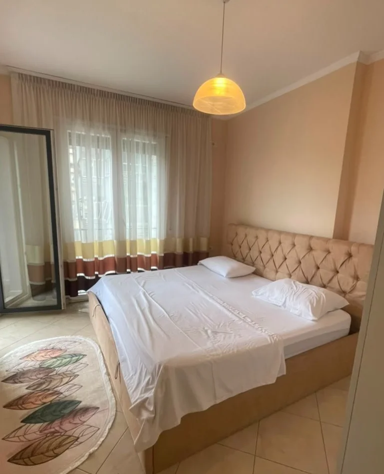 Tirane, jepet me qera apartament 1+1 , 68 m² 600 € 