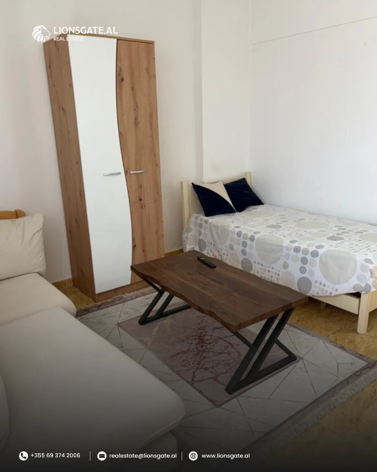 Tirane, jepet me qera apartament 2+1 , 70 m² 600 € 