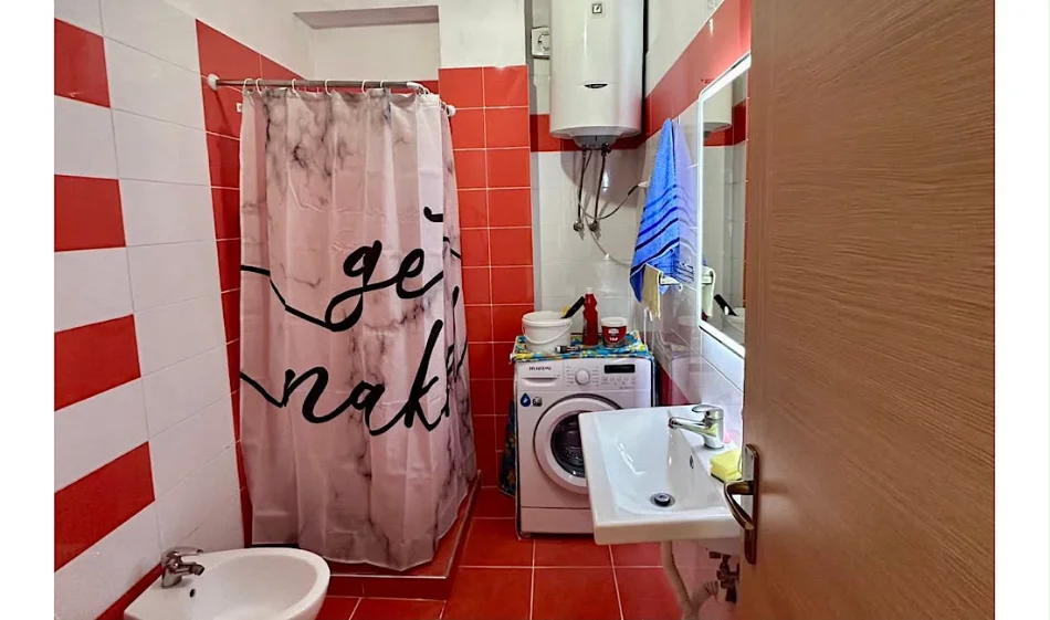 Tirane, jepet me qera apartament 1+1 Kati 6, 56 m² 600 € 