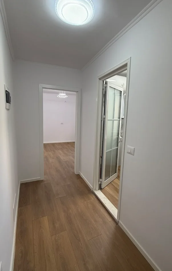Tirane, shitet apartament 1+1 , 53 m² 118.000 € 
