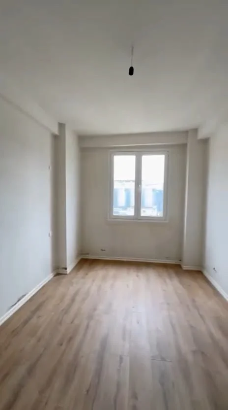 Tirane, shitet apartament 2+1 , 87 m² 140.000 € 