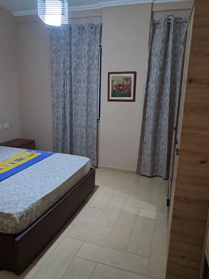 Tirane, jepet me qera apartament 1+1 Kati 2, 67 m² 500 € (Kodra e Diellit)