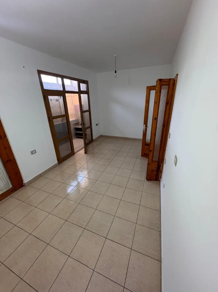 Vlore, shitet apartament 1+1+Ballkon Kati 3, 62 m² 72.500 € (RRuga Perlat Rexhepi 6 kateshi Vlore)