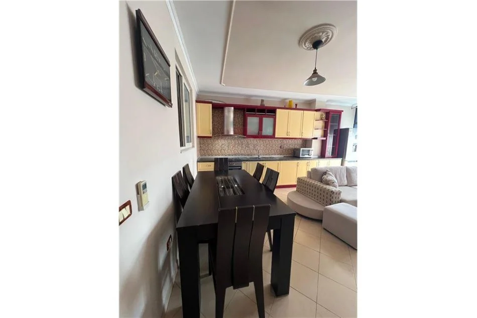 Tirane, shitet apartament 2+1+Aneks+Ballkon , 120.000 € (Don Bosko)