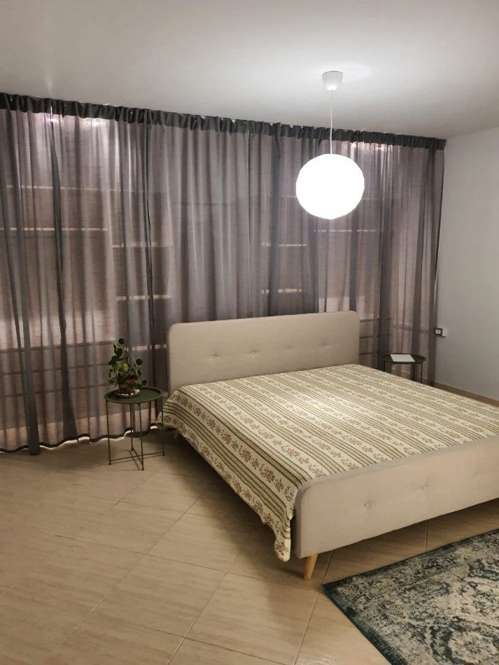 Tirane, jepet me qera apartament 1+1+Aneks+Ballkon Kati 6, 91 m² 600 € (RRUGA E ELBASANIT)