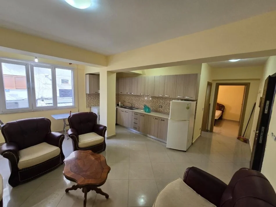 Durres, jepet me qera apartament 1+1+Ballkon , 60 m² 270 € 