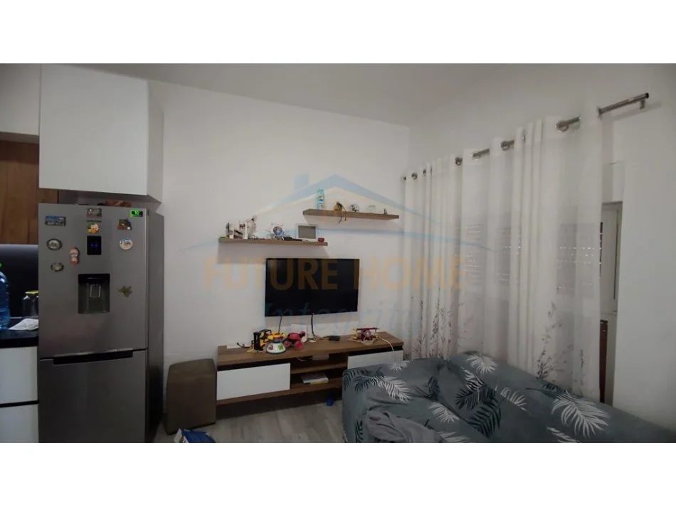 Tirane, shitet apartament 2+1+Ballkon Kati 3, 99 m² 175.000 € (KOMPLEKSI MANGALEM)