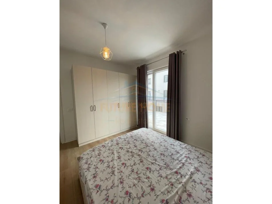 Tirane, jepet me qera apartament 2+1 Kati 5, 125 m² 650 € (Grand Gallery, Yzberisht)