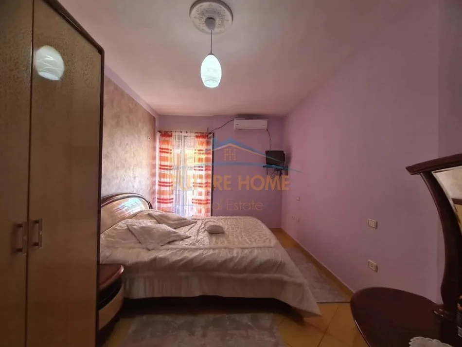 Tirane, jepet me qera apartament 2+1 Kati 8, (Besim Alla)