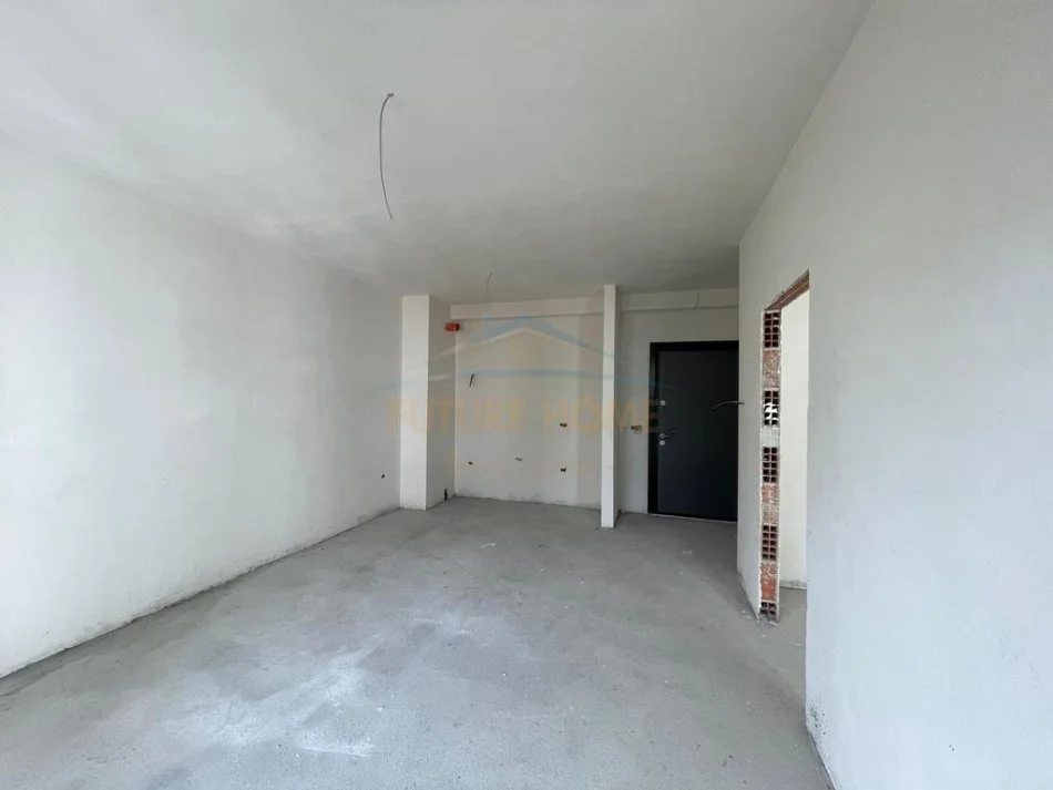 Tirane, shitet apartament 1+1 Kati 5, 65 m² 105.000 € (SPITALI AMERIKAN 2)