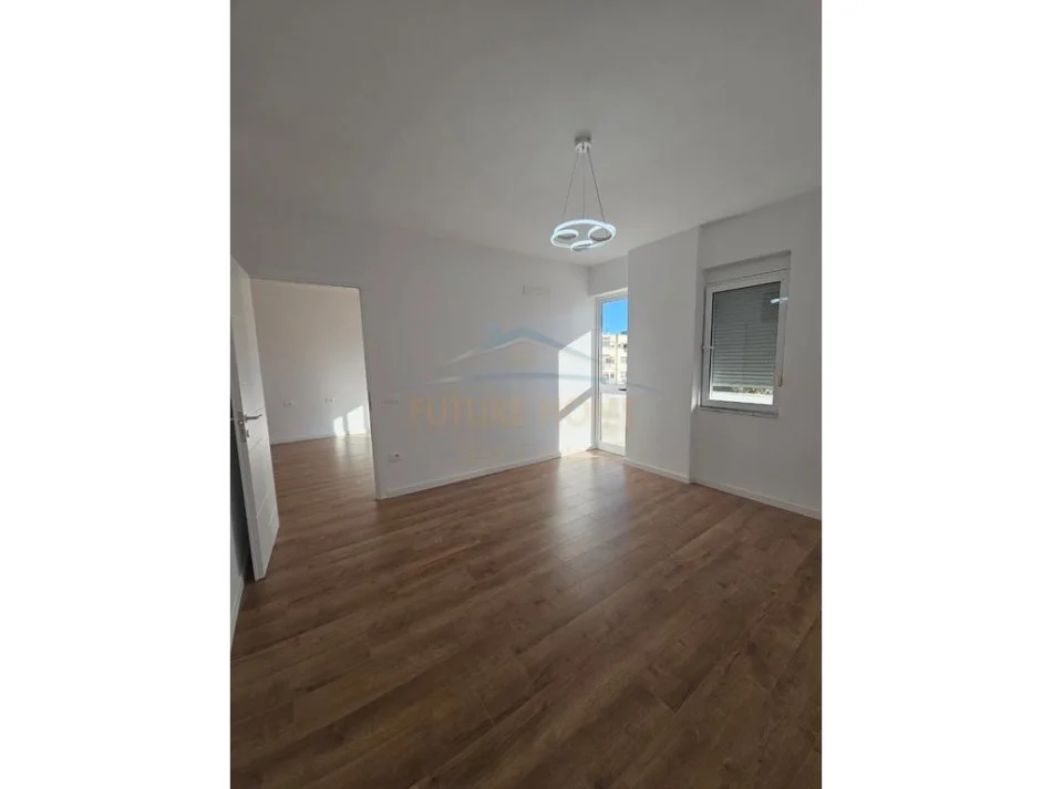 Durres, shitet apartament 2+1 Kati 3, 83 m² 116.000 € 