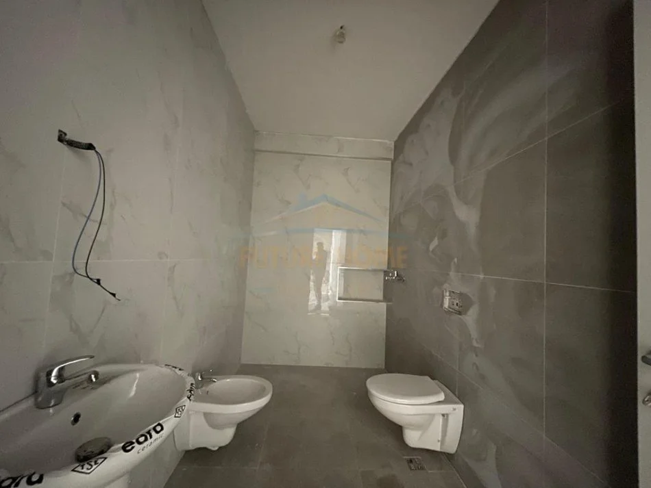 Tirane, shitet apartament 2+1 Kati 2, 112 m² 192.000 € (Rruga Jordan Misja)