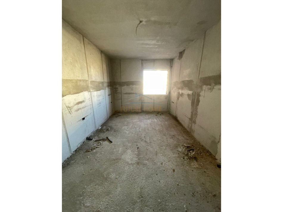 Tirane, shitet apartament 2+1 Kati 3, 111 m² 97.794 € (Kamez)