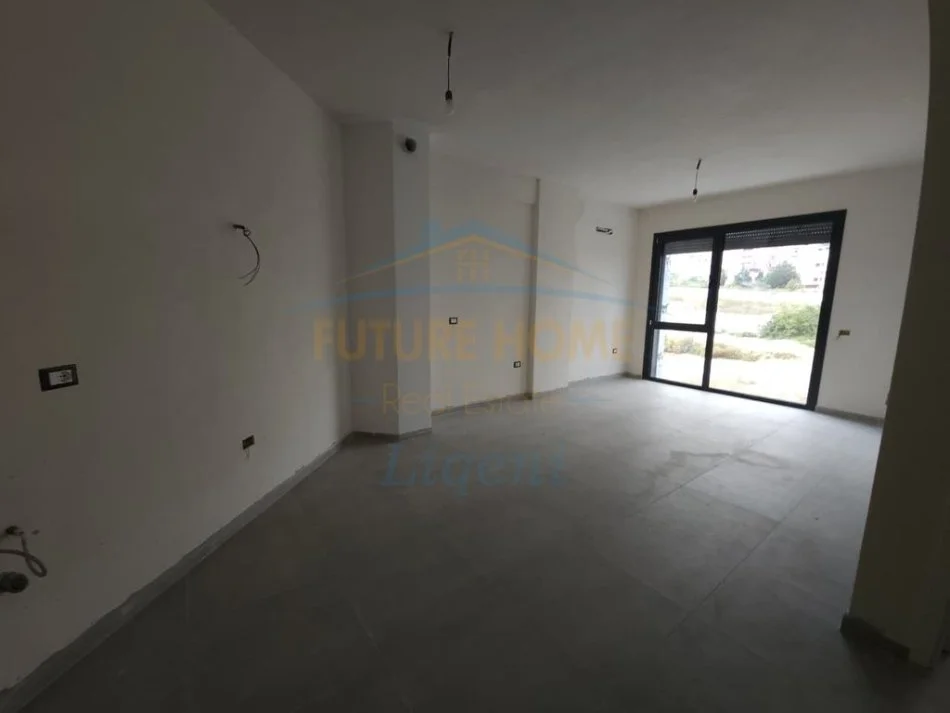 Tirane, shitet apartament 2+1 Kati 2, 95 m² 247.000 € (Liqeni i Thate)