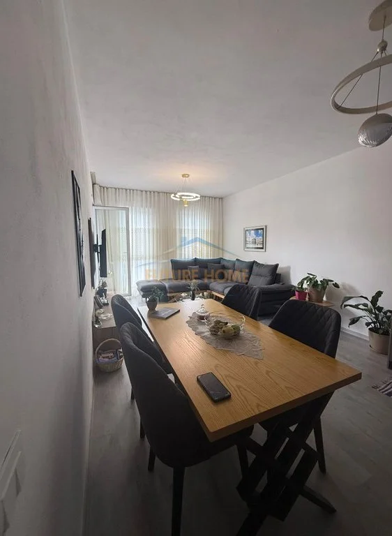 Tirane, shitet apartament 2+1 Kati 2, 84 m² 119.000 € (Kompleksi Univers City)